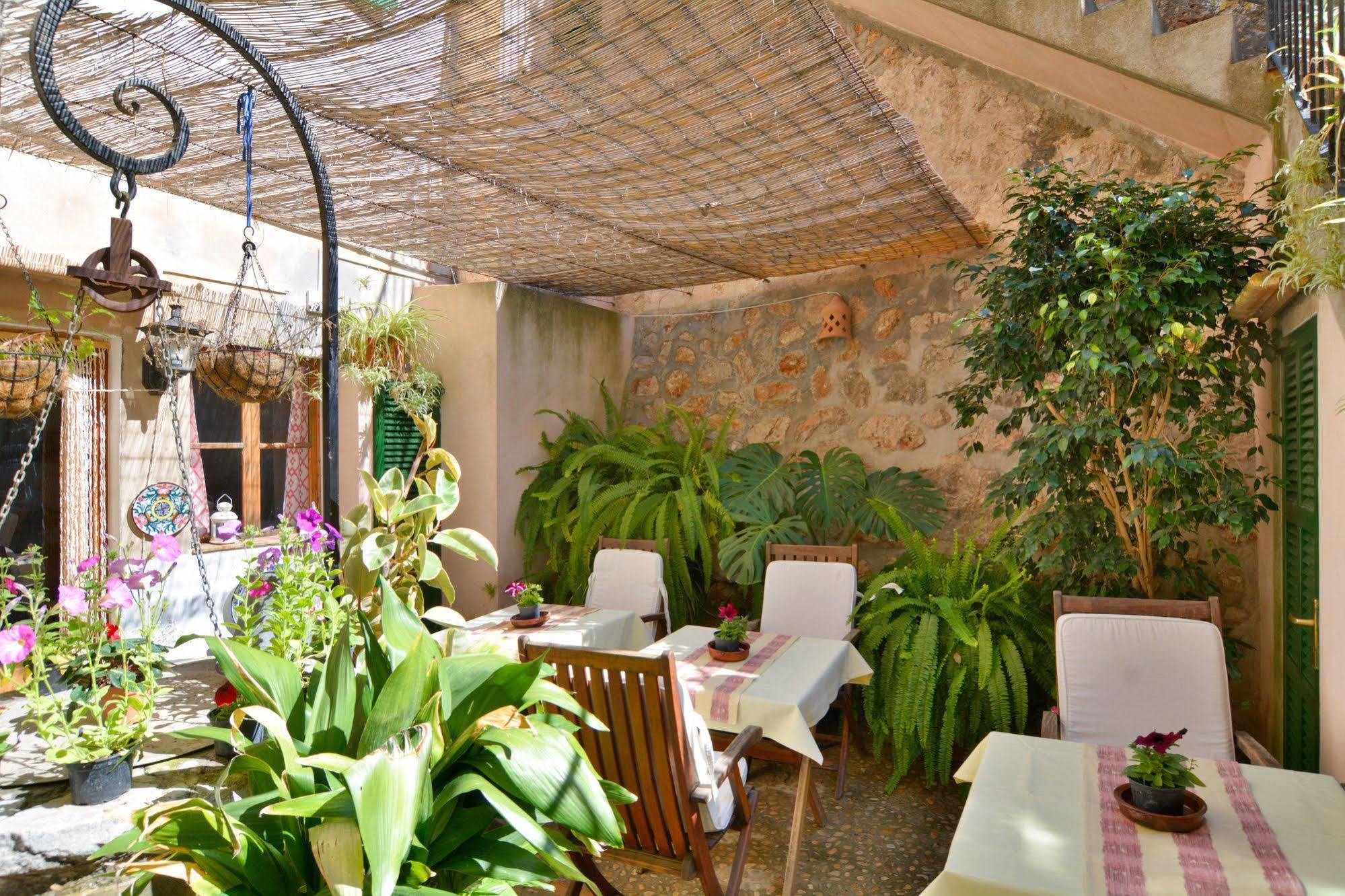 Can Busquets Hotel Banyalbufar